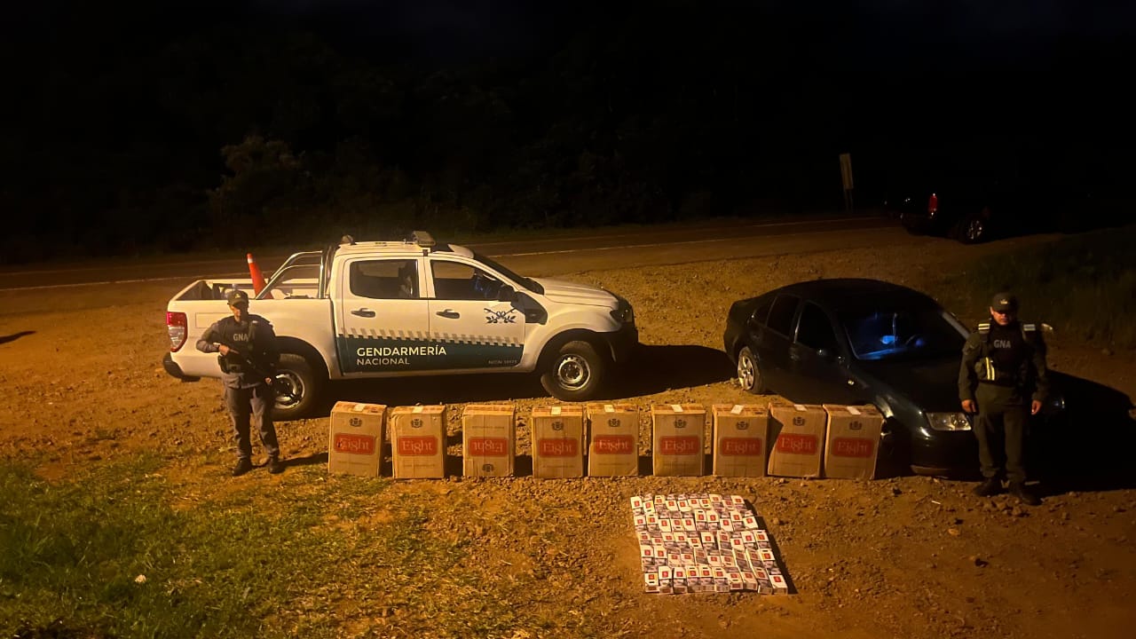 Detuvieron a Policías tras una Persecución por Contrabando de Cigarrillos